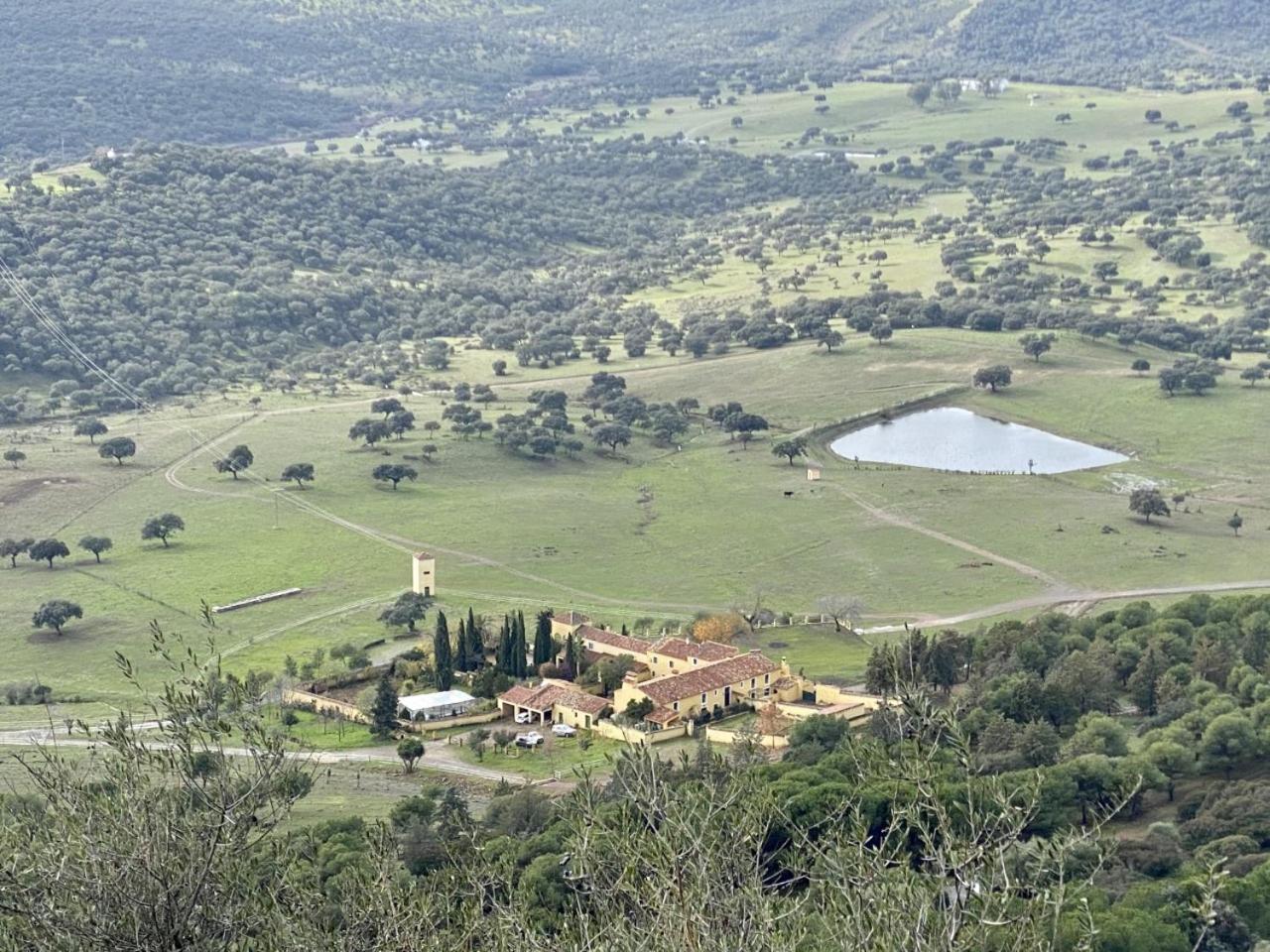Finca La Alcolehuela En Parque Natural De Despenaperros Santa Elena Kültér fotó